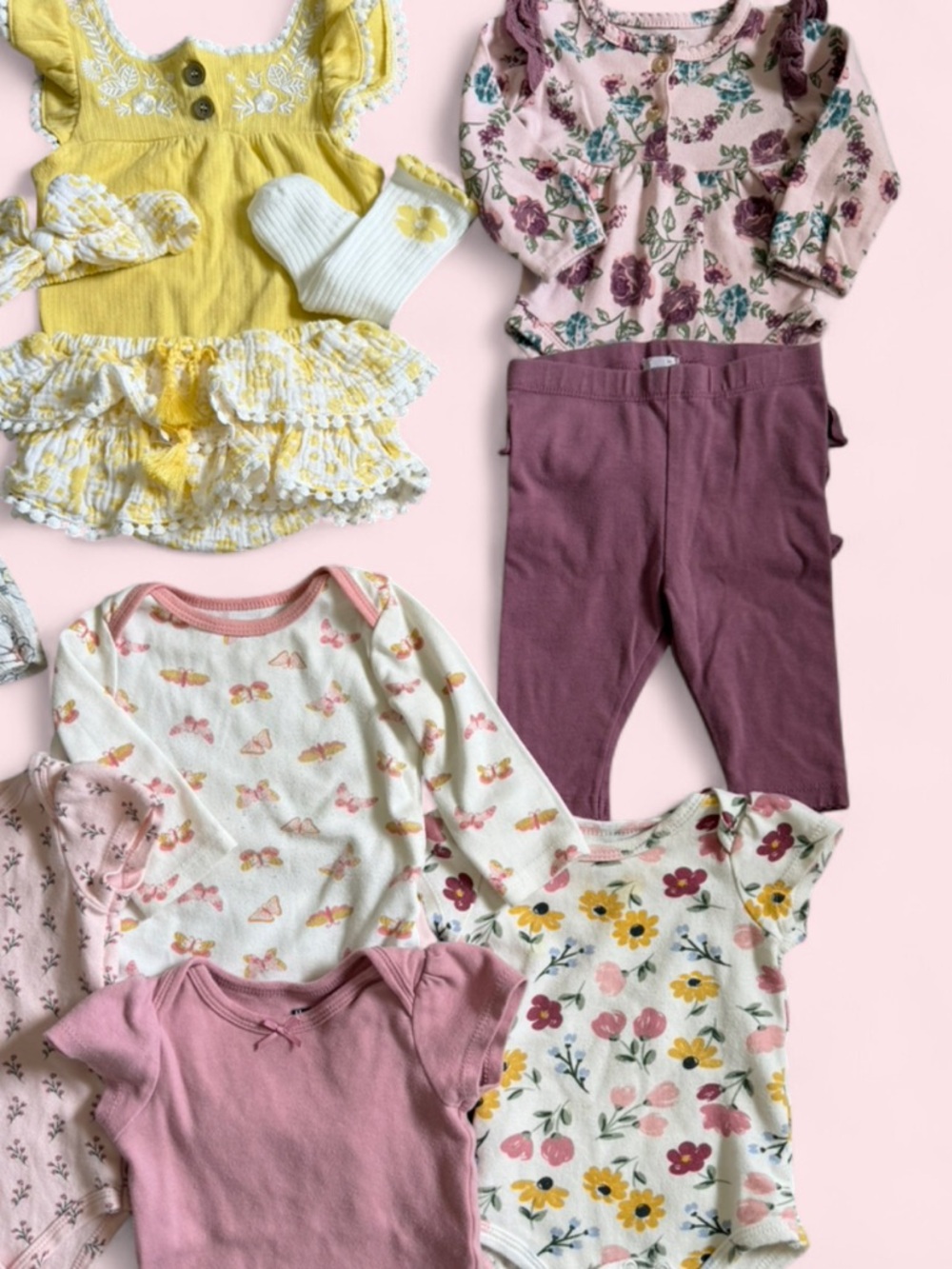 CARTERS 3-6mo Baby Bundle - Picture 3 of 3